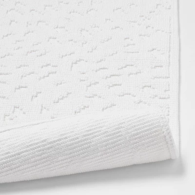 20"x32" Snow Leopard Bath Mat White - Threshold™ 5 20"x32" Snow Leopard Bath Mat White - Threshold™ - Image 3