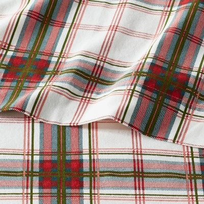 Holiday Flannel Sheet Set - Threshold™ 4 Holiday Flannel Sheet Set - Threshold™ - Image 2