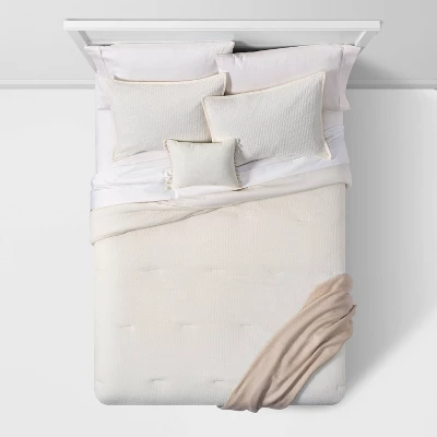 5pc Solid Textured Comforter Set - Threshold™ 4 5pc Solid Textured Comforter Set - Threshold™ - Image 2