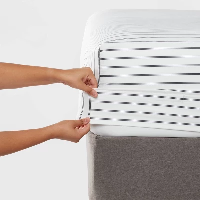 400 Thread Count Performance Fitted Sheet - Threshold™ 5 400 Thread Count Performance Fitted Sheet - Threshold™ - Image 3