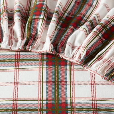 Holiday Flannel Sheet Set - Threshold™ 5 Holiday Flannel Sheet Set - Threshold™ - Image 3